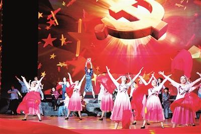 大蒜紧俏上市 农民喜迎丰收